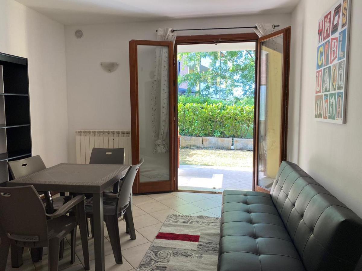 Appartamento Il Faro Con Giardino In Residence Con Piscina Desenzano del Garda Exteriér fotografie