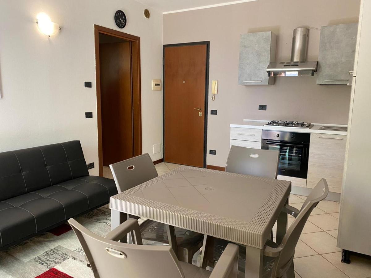 Appartamento Il Faro Con Giardino In Residence Con Piscina Desenzano del Garda Exteriér fotografie