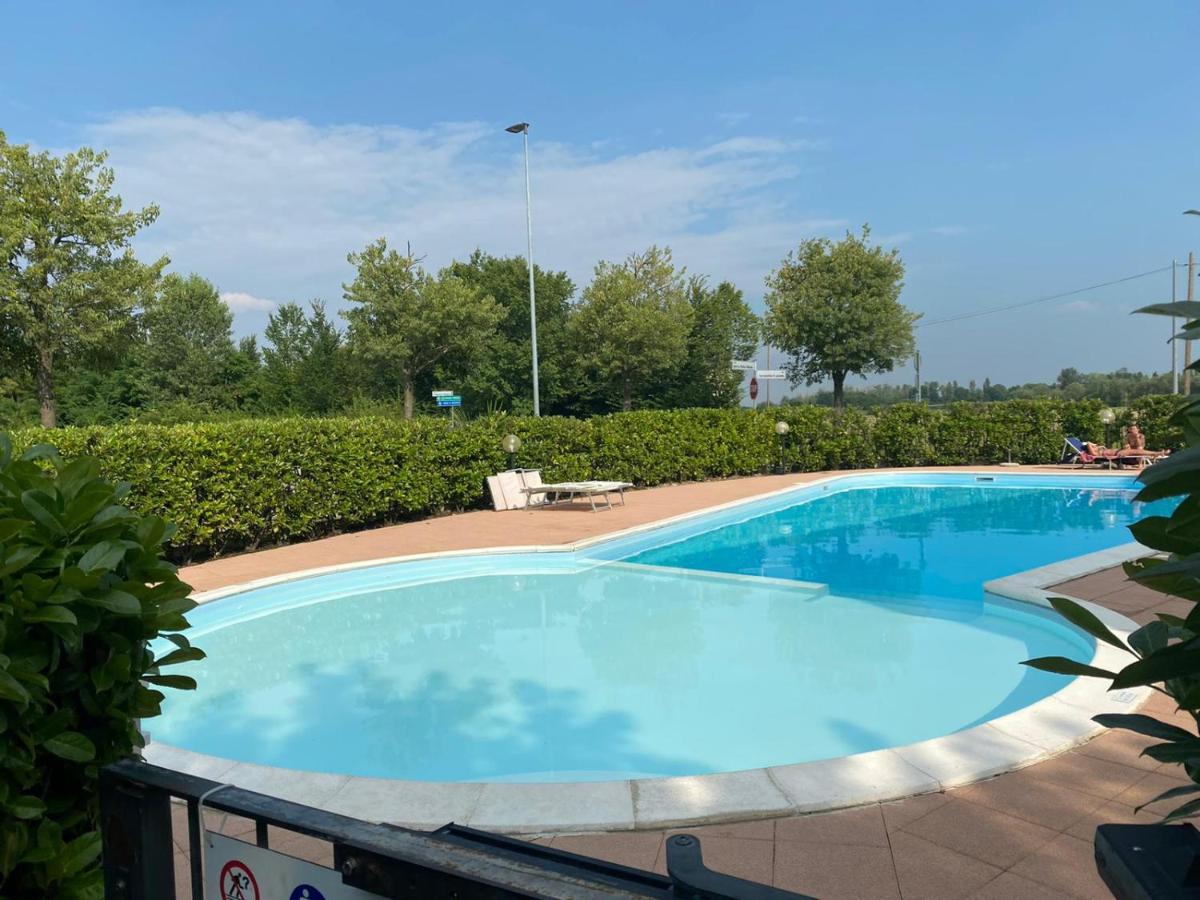 Appartamento Il Faro Con Giardino In Residence Con Piscina Desenzano del Garda Exteriér fotografie