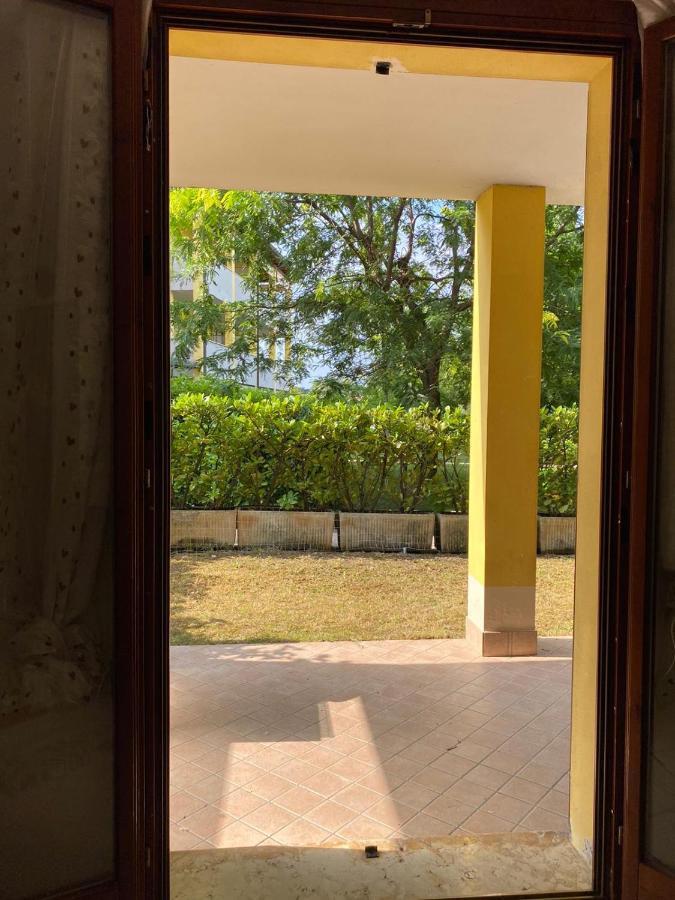 Appartamento Il Faro Con Giardino In Residence Con Piscina Desenzano del Garda Exteriér fotografie